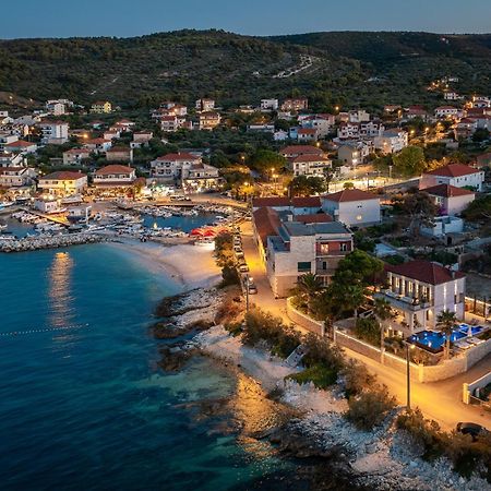 Villa L'Orizzonte Слатине Экстерьер фото